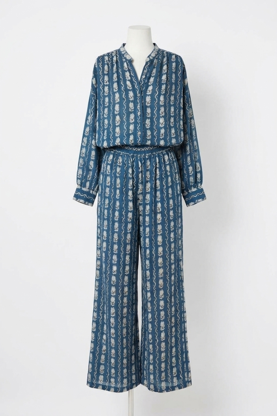 NEW OMIKA ezra button down front blouse in nico indigo